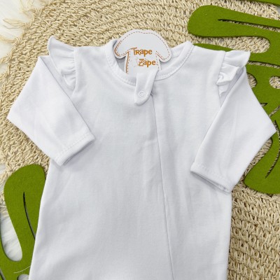Macacão Slim Zíper Basic Branco com Babado